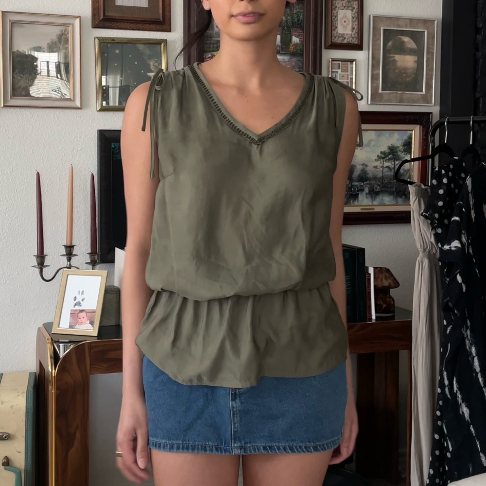 Olive Green Sleeveless Top